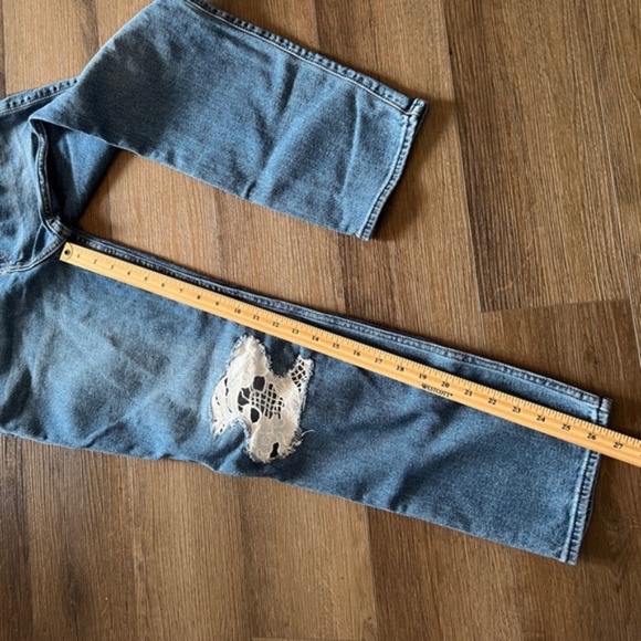 Upcycled Hollister Ultra High Rise Vintage Straight Jeans with Lace - Picture 5 of 11
